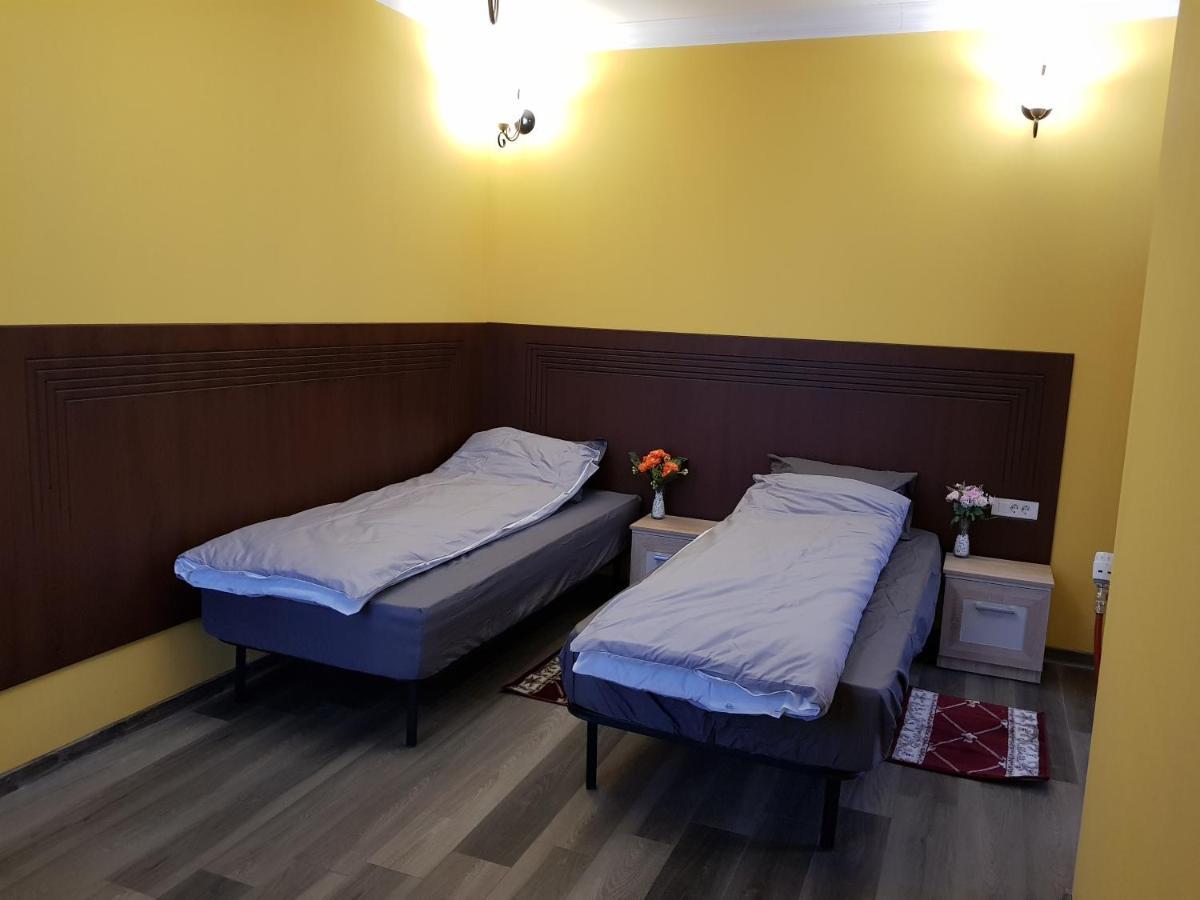 Hotel Restaurant La Passione Tecuci 外观 照片