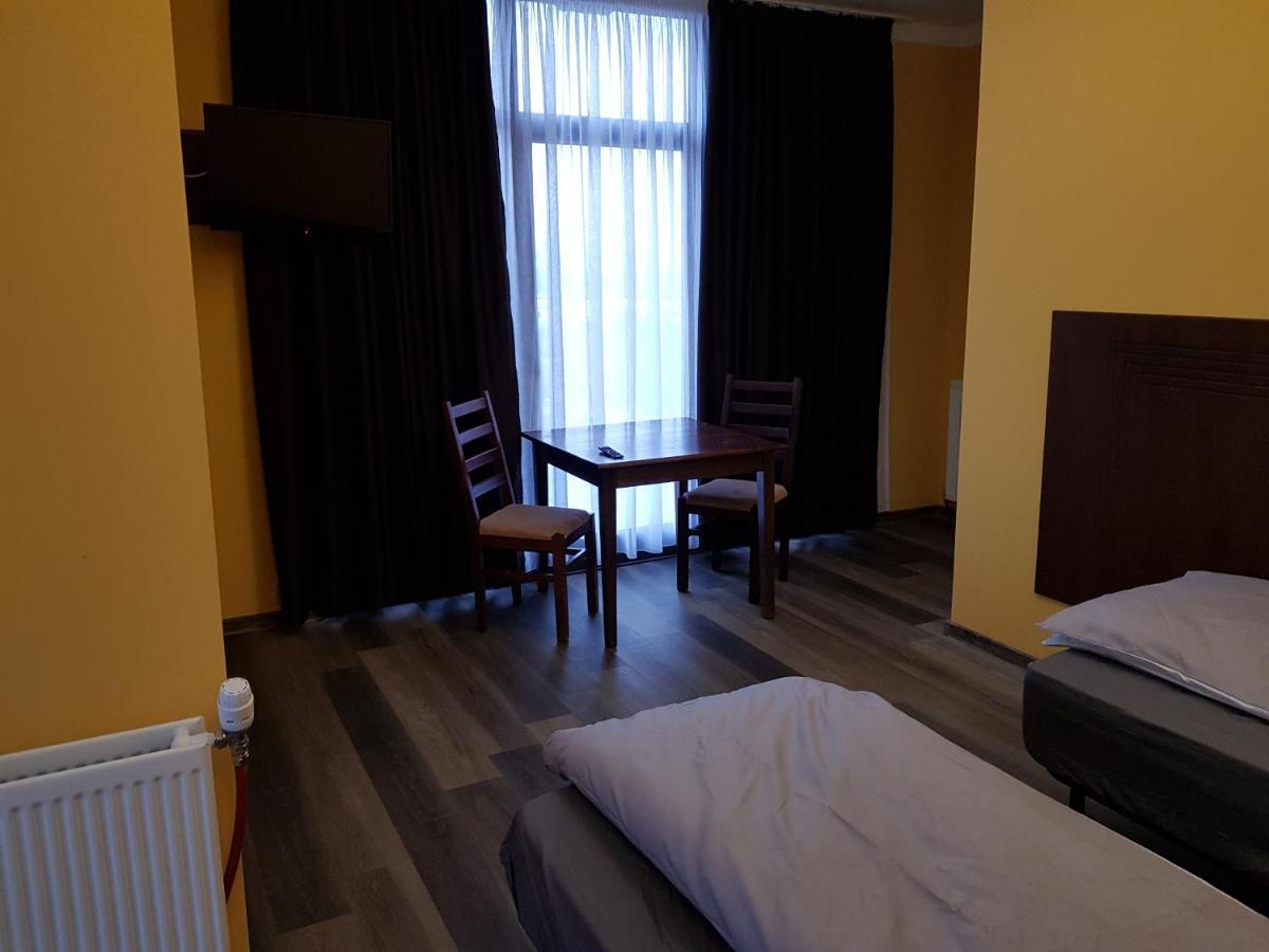 Hotel Restaurant La Passione Tecuci 外观 照片