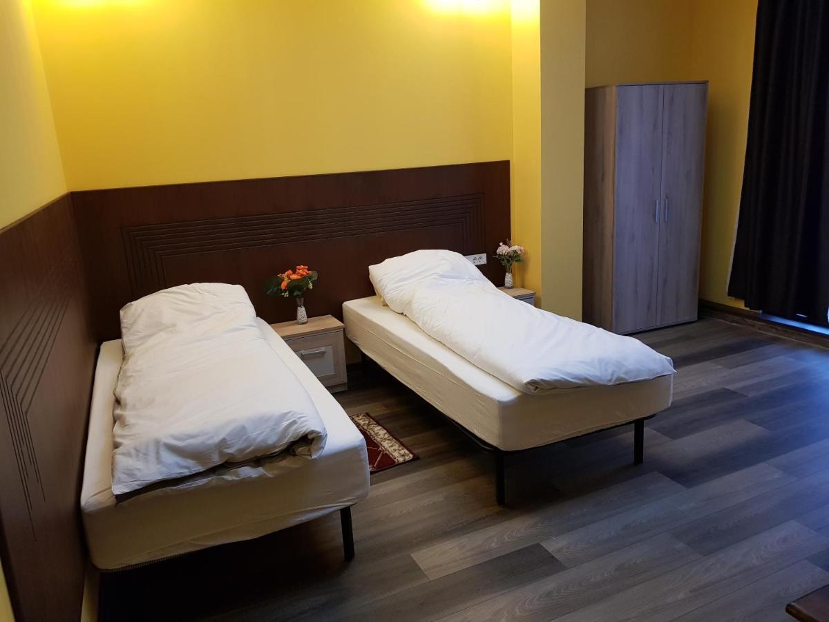 Hotel Restaurant La Passione Tecuci 外观 照片